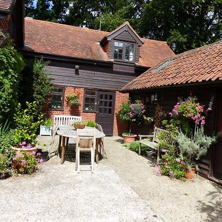 Bed and Breakfast The Old Pear Tree à Whepstead Extérieur photo